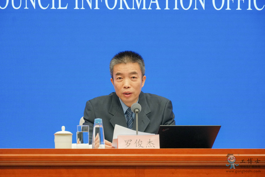 工信部:一季度新增5G基站13.4萬個,電信業務收入增9.3%